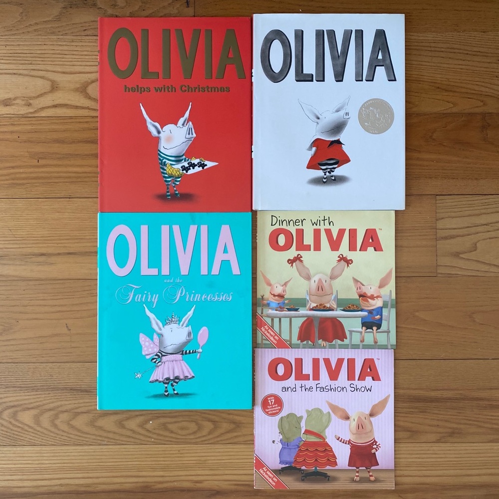 Kids set of 5 Olivia books!